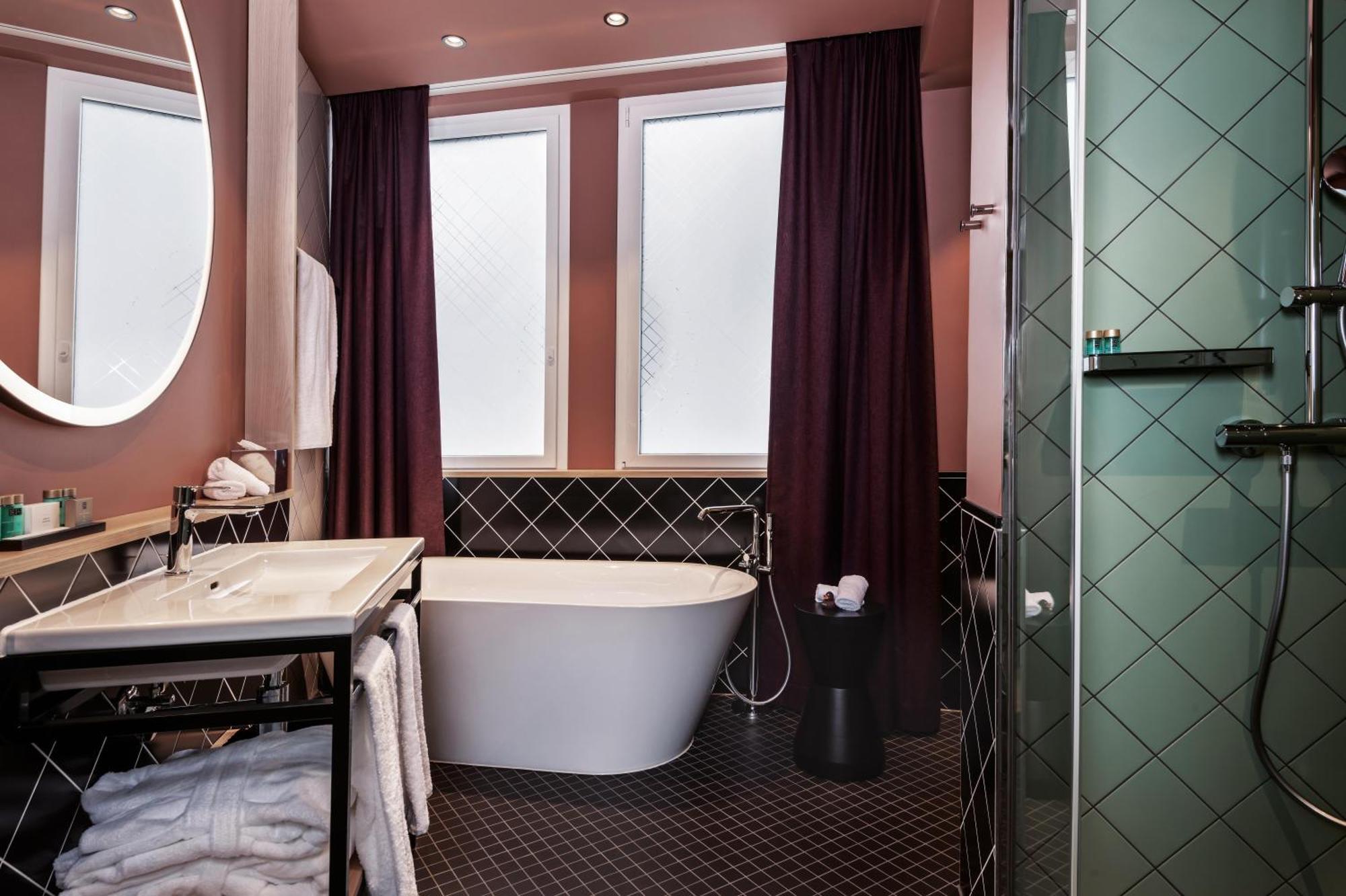 Grand Deluxe Double or Twin Room
